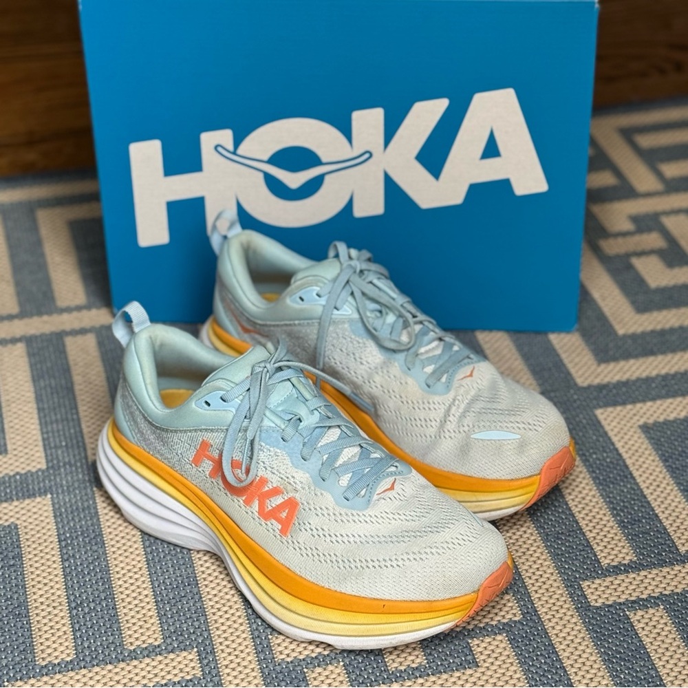 Like NEW Hoka Women's Bondi 8 Size
10 WIDE